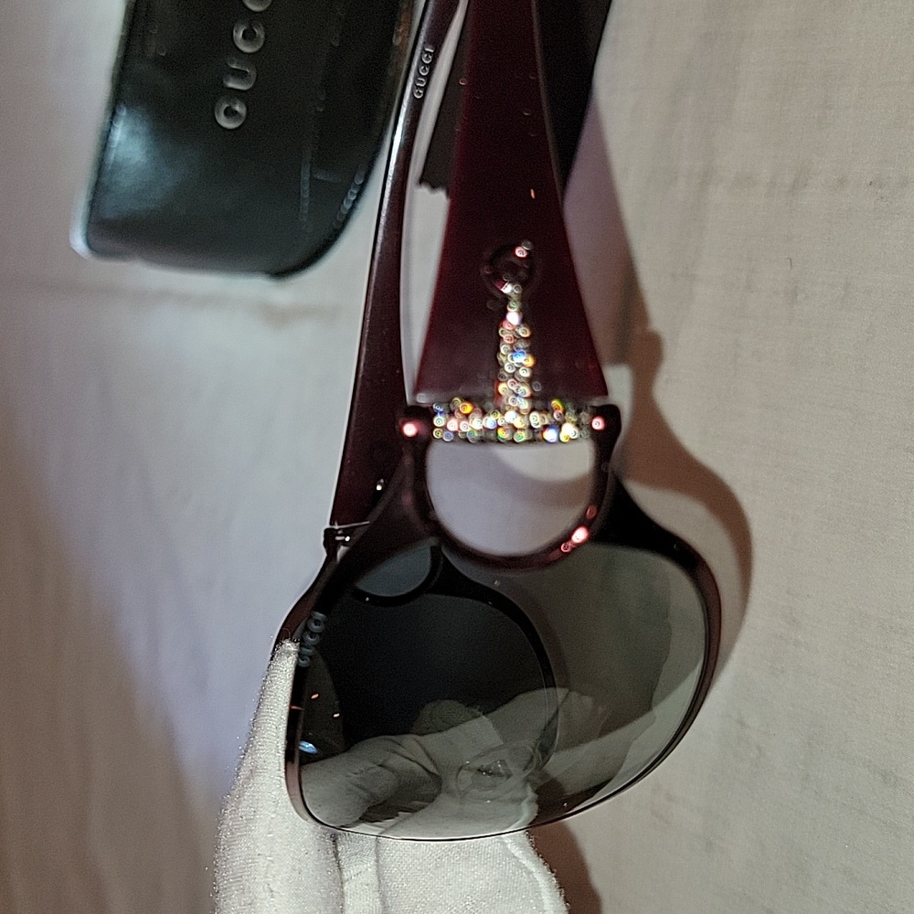 Vintage Gucci Sunglasses - Picture 5 of 16
